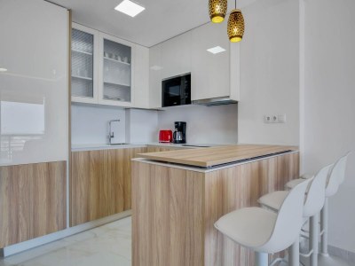 Apartment Sea-view apartment with balcony - Features photo 14