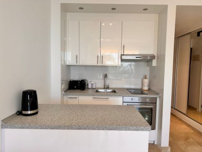 Apartment Studio in Torremolinos by the Beach - Features photo 10