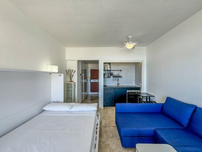 Apartment Studio in Playamar near Beach & Promenade - Features photo 20