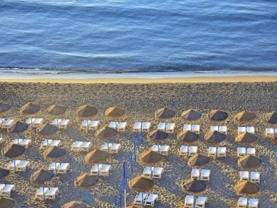 Apartment Beachfront apartment with terrace - Environment photo 31