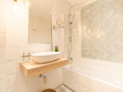 Apartment Apartment in Torremolinos by the Beach - Features photo 42