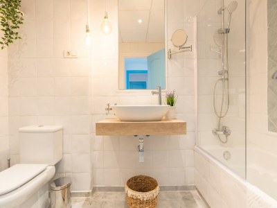 Apartment Apartment in Torremolinos by the Beach - Features photo 43