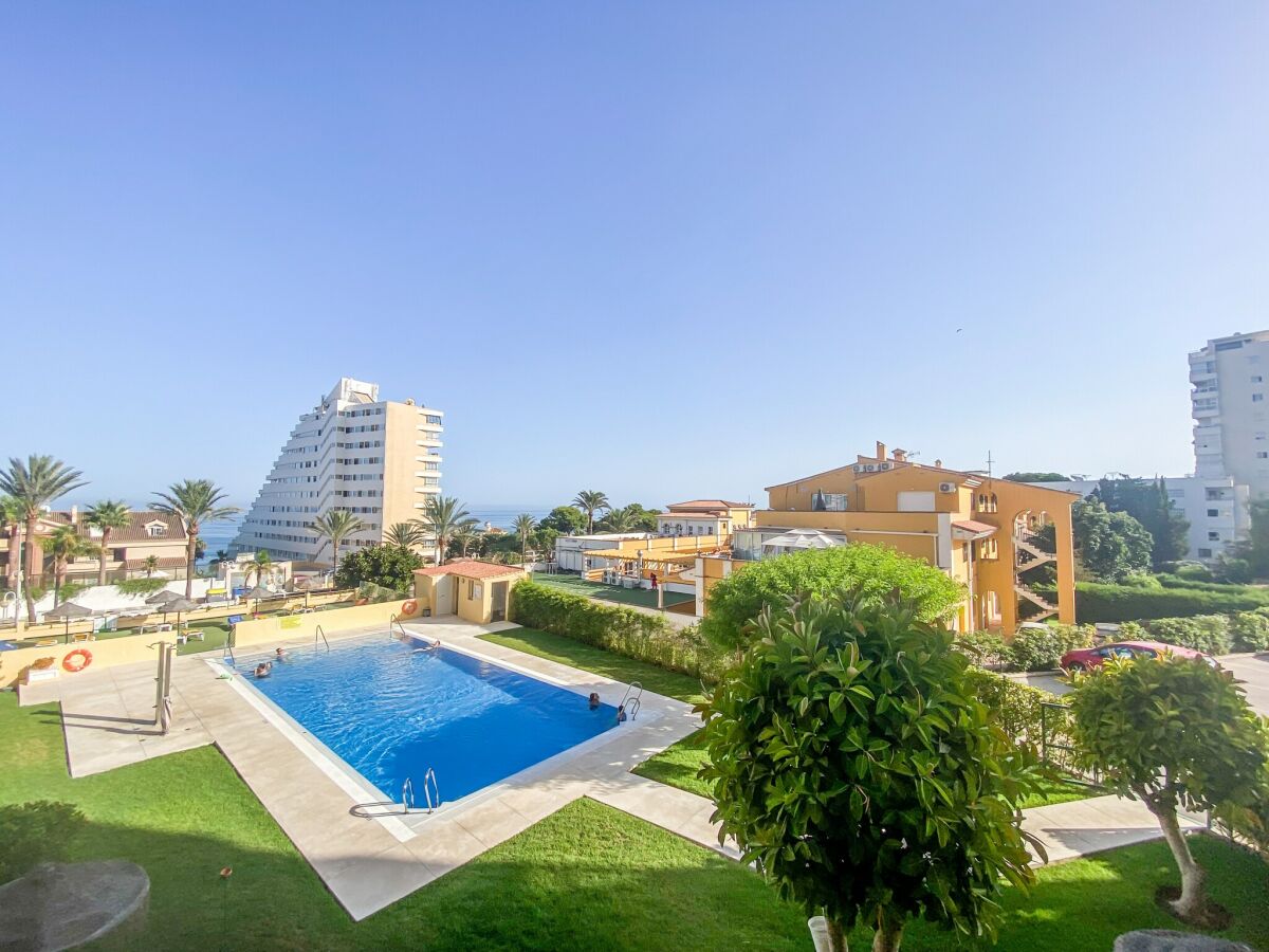 Apartment Apartment in Benalmádena with Sea Views - Outdoor photo 2