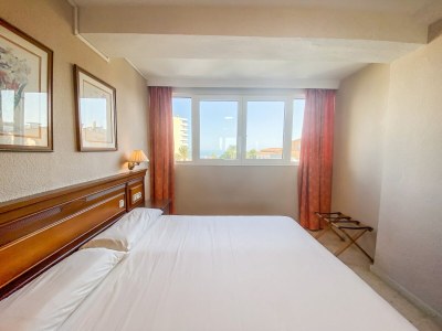Apartment Apartment in Benalmádena with Sea Views - Features photo 13