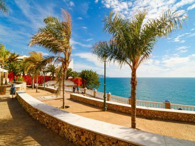 Apartment Apartment in Nerja near Balcón de Europa - Outdoor photo 5