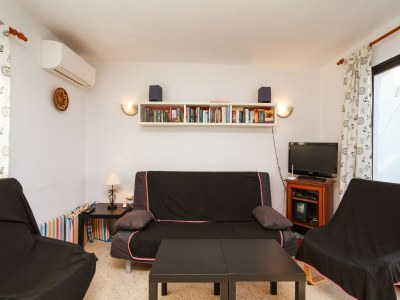 Apartment Apartment in Nerja near Burriana Beach in Eastern Costa del Sol - Apartment