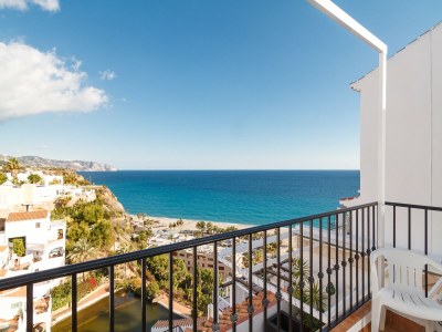 Apartment Apartment in Nerja near Burriana Beach - Outdoor photo 7