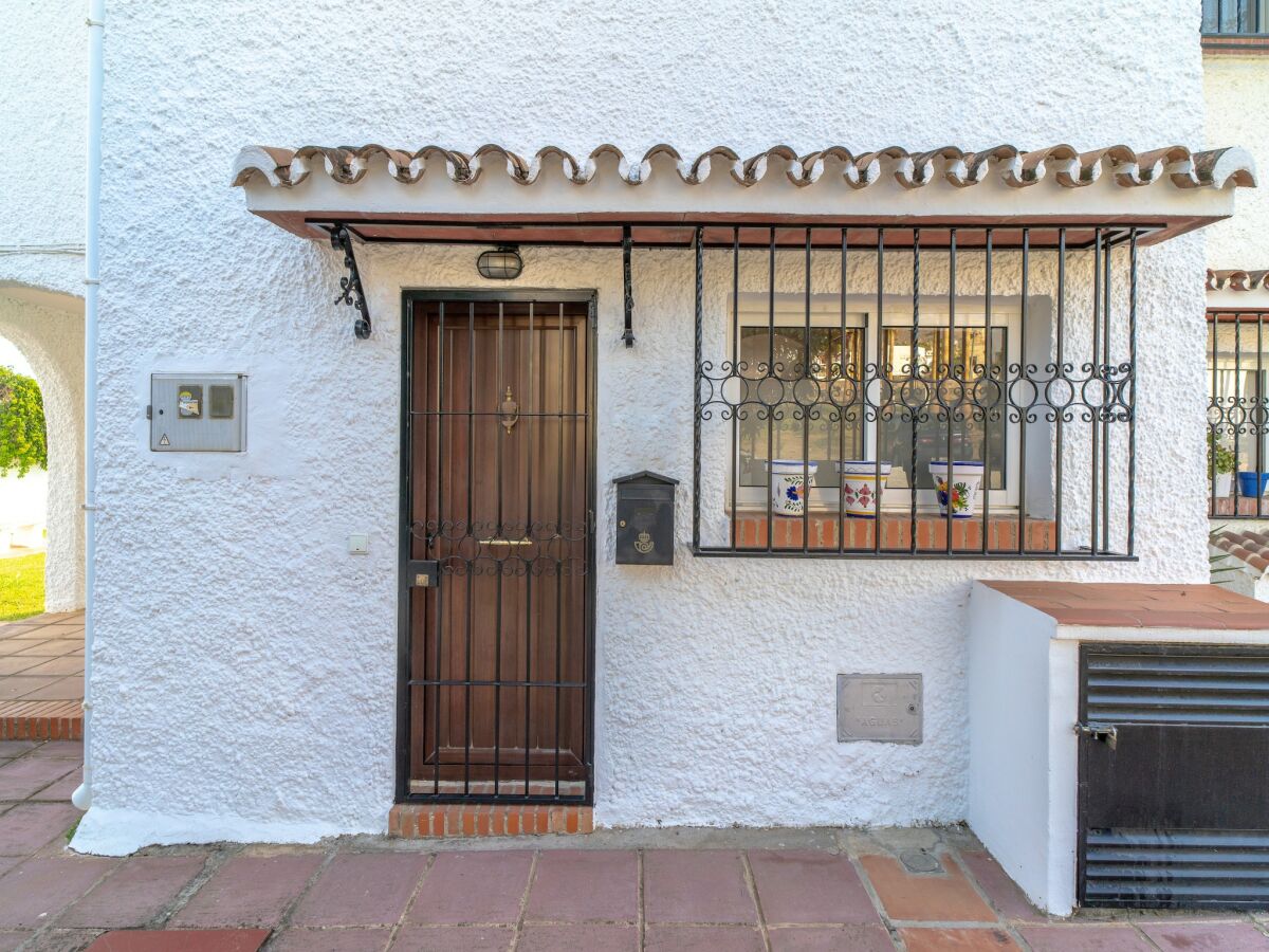 Villa Villa in Nerja nahe Burriana Strand - Outdoor photo 2