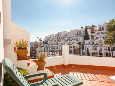 Apartment Studio in Nerja near Carabeillo Beach - Outdoor photo 2