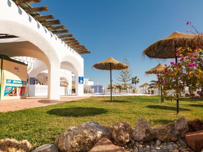 Apartment Studio in Nerja near Carabeillo Beach - Outdoor photo 9