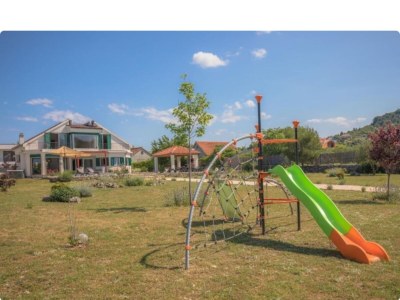 Holiday house Villa P - Holiday Home - Outdoor photo 3