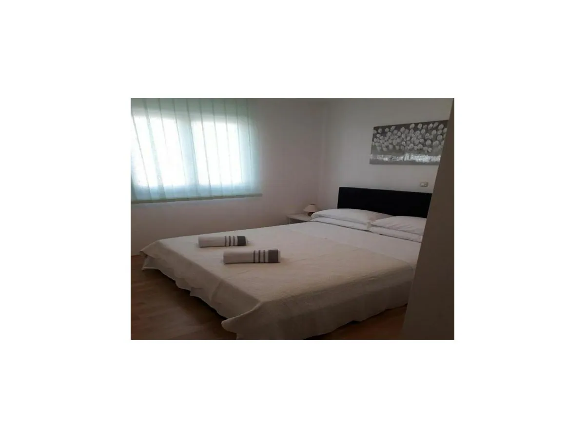 Apartment Apartments Mlikota - Two Bedroom Apt with Terrace - Features photo 5