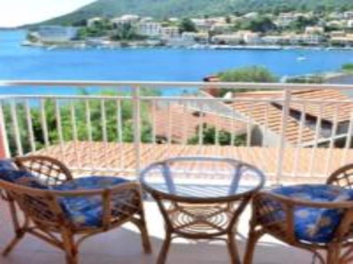 Apartment Apartments Bleuš - One Bedroom Apartment with Balcony and See View 2