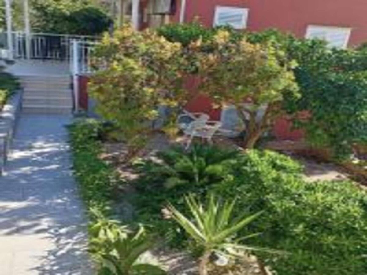 Apartment Apartments Bleuš - One Bedroom Apartment with Balcony and See View 3 - Outdoor photo 2