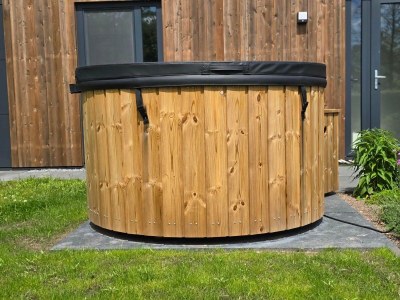 Holiday house Waterlodge in Winterswijk with Sauna & Hot Tub - Outdoor photo 12