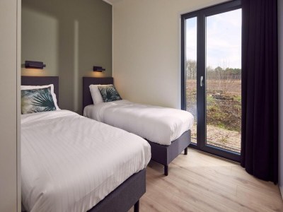 Holiday house Waterlodge in Winterswijk with Sauna & Hot Tub - Features photo 3