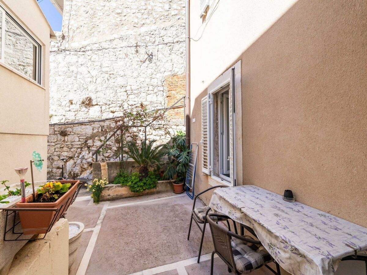 Apartment Apartment Family Tokić - One Bedroom Apartment with Terrace - Outdoor photo 2