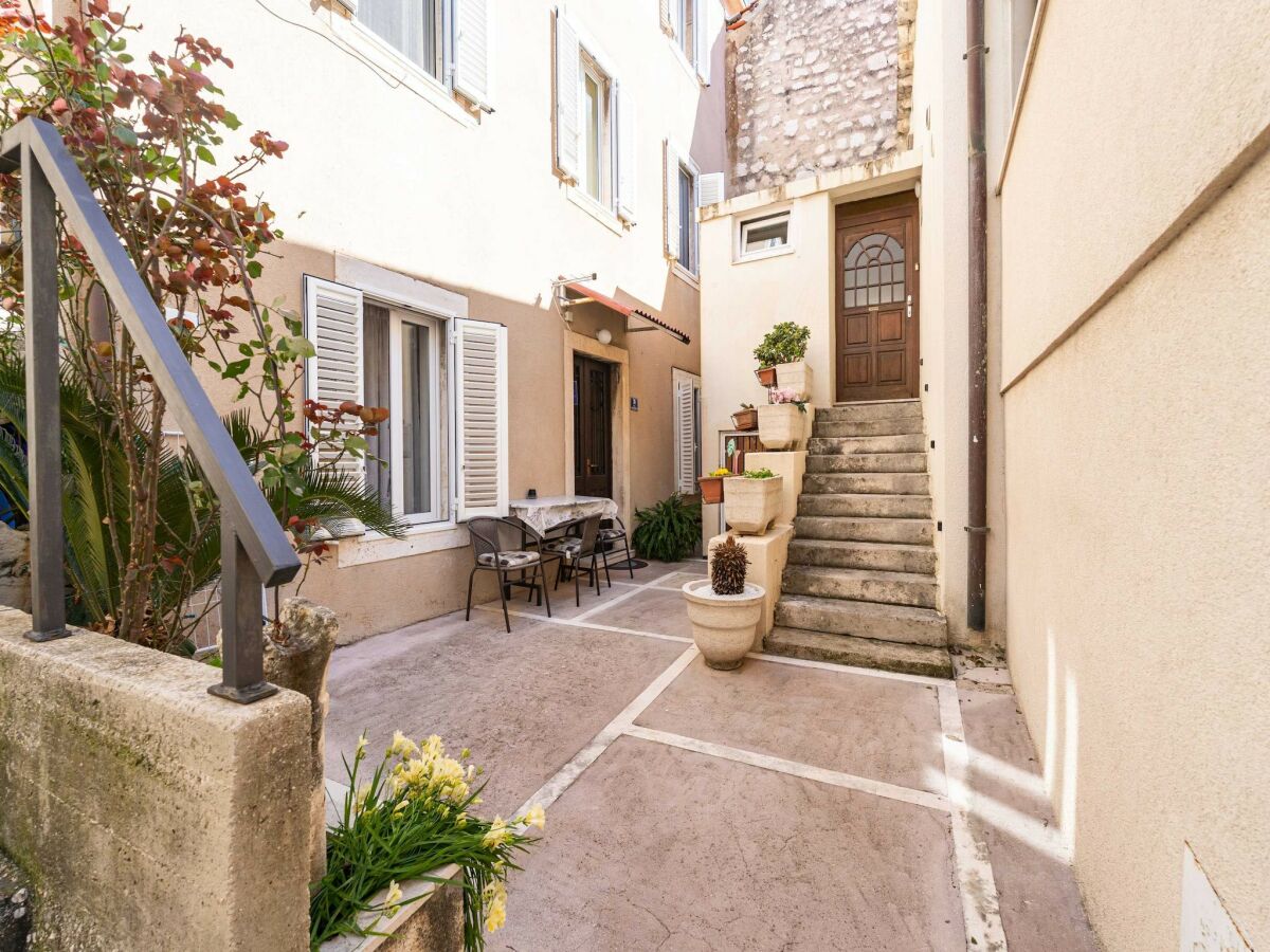 Apartment Apartment Family Tokić - One Bedroom Apartment with Terrace - Outdoor photo 3