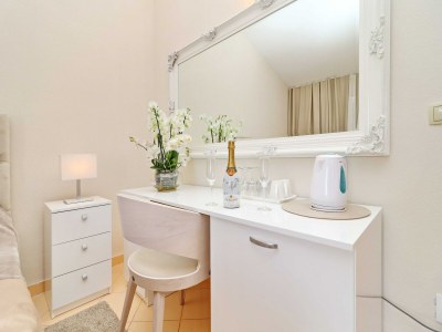 Apartment Hotel Pansion Villa Antonio - Two Bedroom Suite with Balcony and Sea View 25seaview - Features photo 8