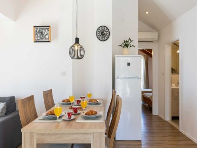 Apartment Apartment M&K - Two Bedroom Apartment with Balcony and Sea View - Features photo 21