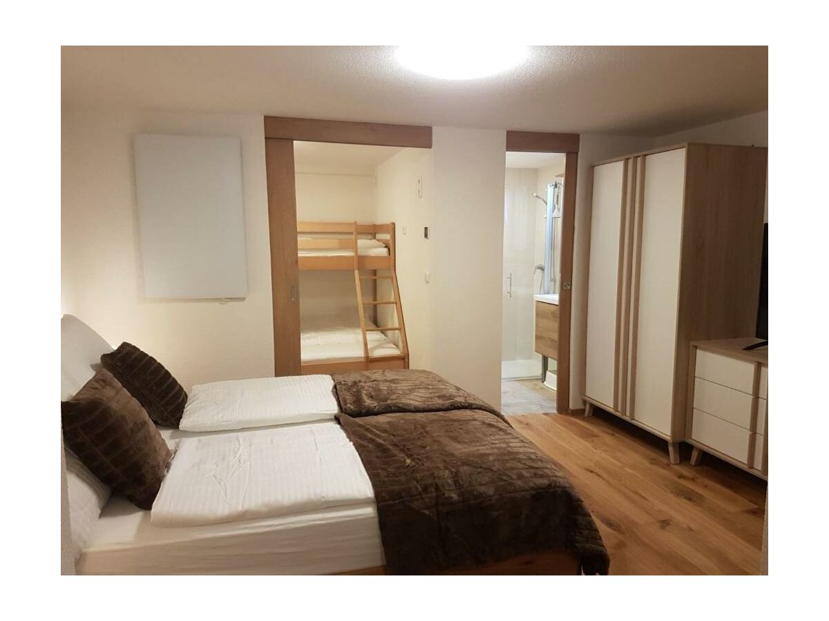 Apartment Appartement/Fewo, Dusche, WC, 2 Schlafräume