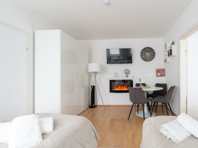 Apartment Spacious Comfort - Outdoor photo 2