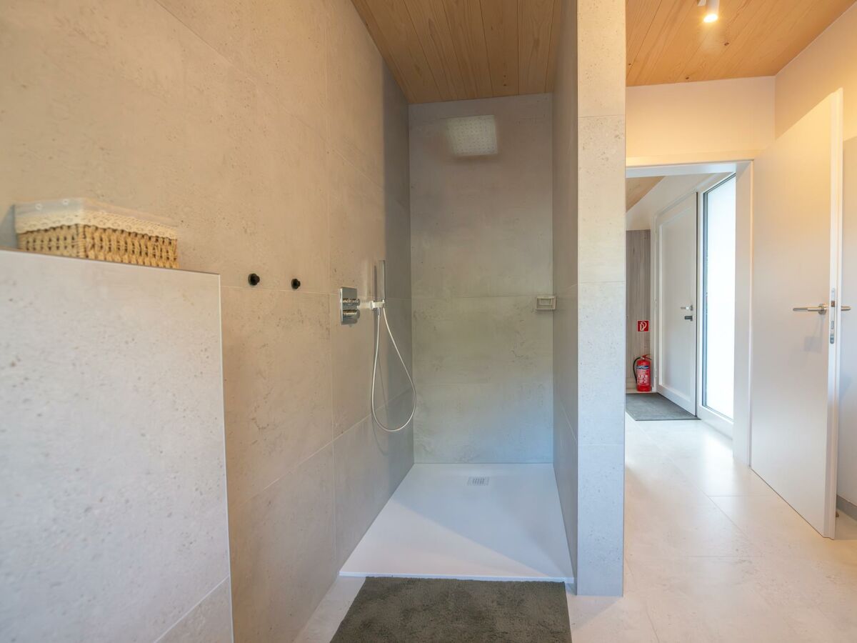 Apartment Appartement/Fewo, Dusche oder Bad, WC, 1 Schlafrau - Outdoor photo 4