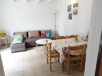 Apartment Lumbarda Resort Apartments - Comfort Two-Bedroom Apartment D8 - Features photo 9