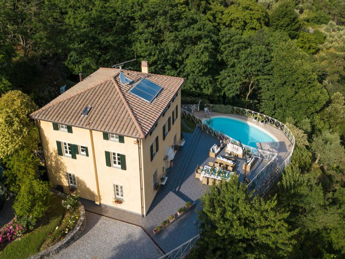 Villa Villa by hamlet of Fibbialla