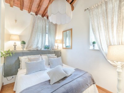 Villa Farmhouse near Lucca with Tuscan Views - Outdoor photo 6