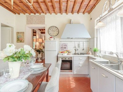 Villa Farmhouse near Lucca with Tuscan Views - Outdoor photo 19
