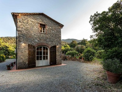 Villa Farmhouse near Lucca with Tuscan Views - Outdoor photo 35