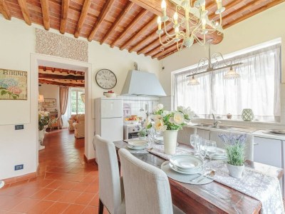 Villa Farmhouse near Lucca with Tuscan Views - Outdoor photo 49