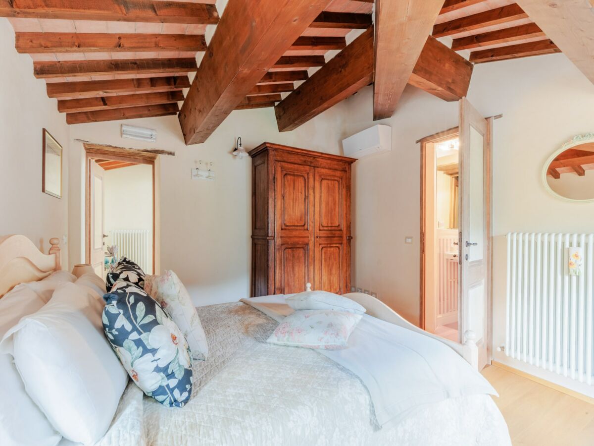 Villa Villa near Lucca with Tuscan Charm - Outdoor photo 4