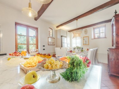 Villa Villa in Tuscany near Lucca with Pool - Outdoor photo 4