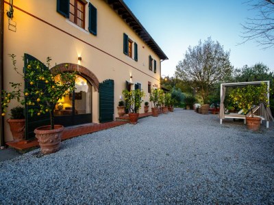Villa Villa in Tuscany near Lucca with Pool - Outdoor photo 11