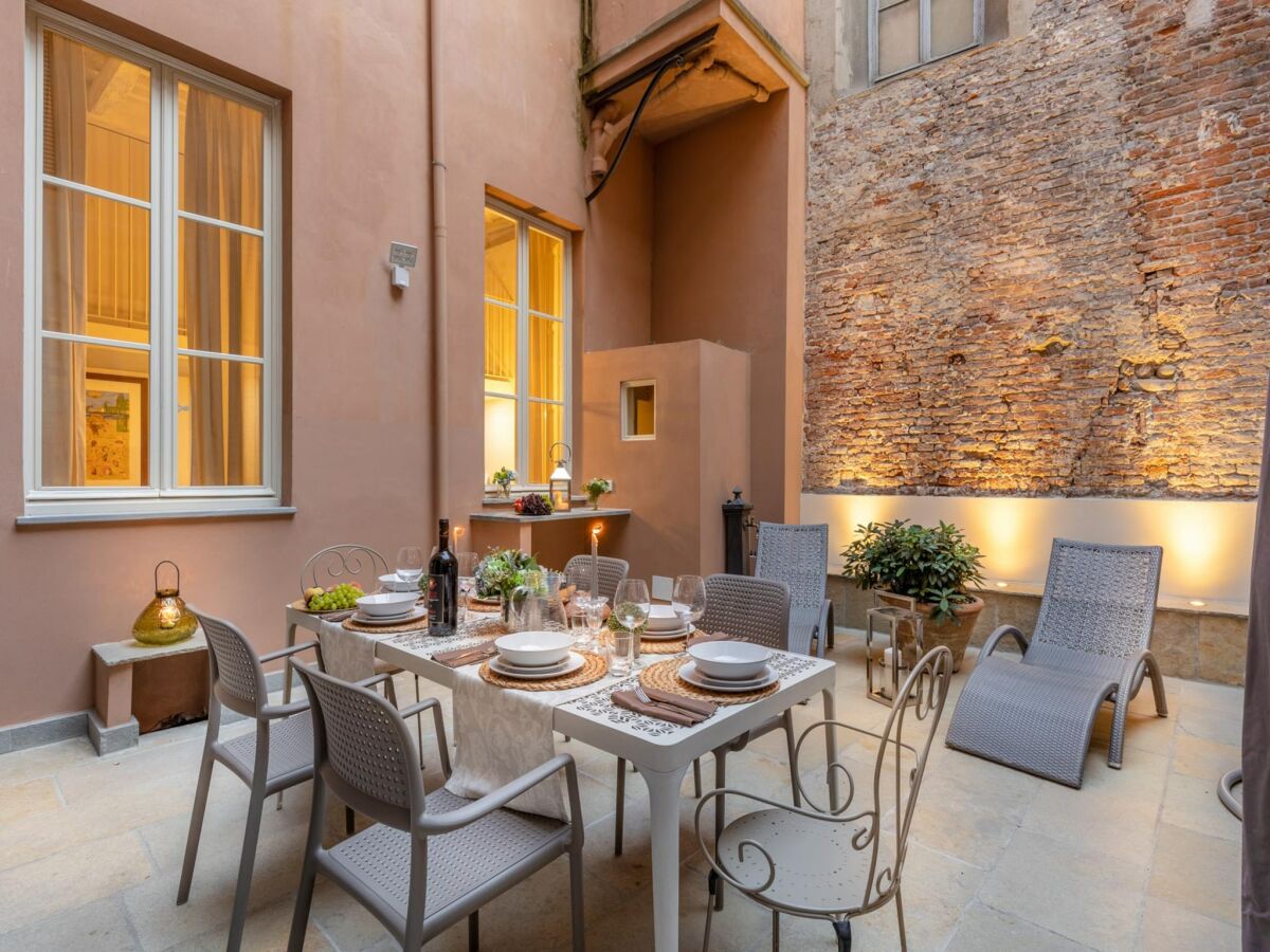 Apartment Wohnung in Lucca mit privatem Innenhof - Outdoor photo 2