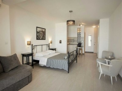 Apartment Apartments & Room Vesna - Studio Apartment with Sea View - Features photo 5