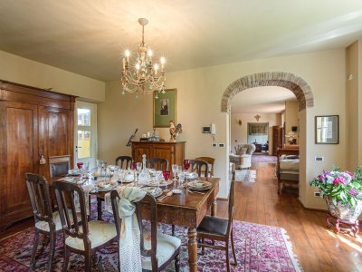 Villa Villa in Tuscany with Pool and Spa - Features photo 8