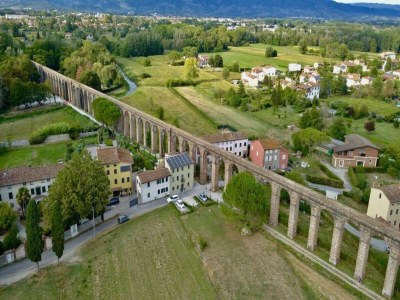 Villa Apartment in Lucca with Private Spa - Outdoor photo 15