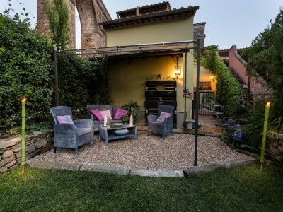 Villa Apartment in Lucca with Private Spa - Outdoor photo 20