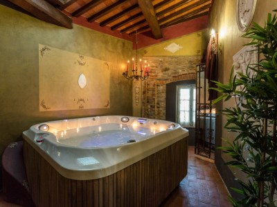 Villa Apartment in Lucca with Private Spa - Outdoor photo 28