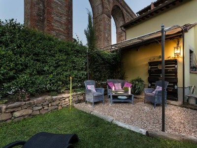 Villa Apartment in Lucca with Private Spa - Outdoor photo 31