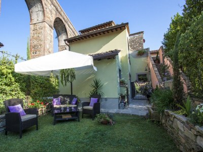 Villa Apartment in Lucca with Private Spa - Outdoor photo 59