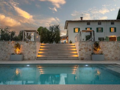 Villa Farmhouse in Tuscany with Infinity Pool - Outdoor photo 6
