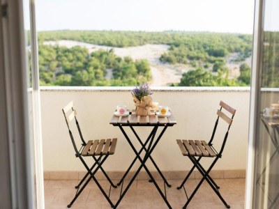 Apartment Apartments Mistral - Three Bedroom Apartment with Balcony and Shared Pool - Outdoor photo 4