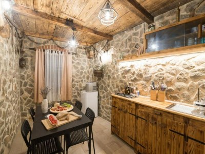 Apartment Apartments Mistral - Three Bedroom Apartment with Balcony and Shared Pool - Outdoor photo 8