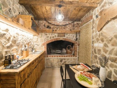 Apartment Apartments Mistral - Three Bedroom Apartment with Balcony and Shared Pool - Outdoor photo 34