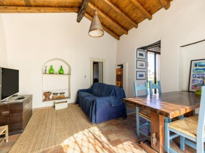 Villa Apartment in Sicily near Ski Slopes - Features photo 18