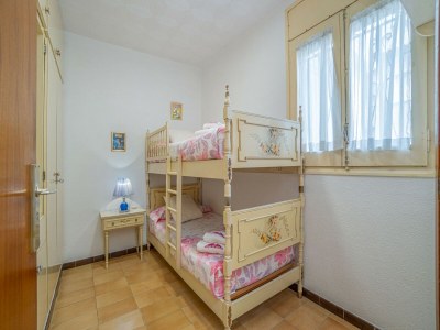 Apartment Apartment in Roses near Sandy Beach - Features photo 17